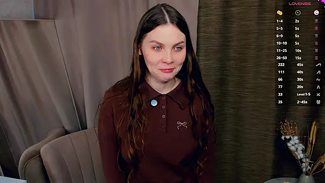 Snapshot of BelvaCaimi chatting on 12, 11, 2025 BelvaCaimi online show from 12, 11, 2025