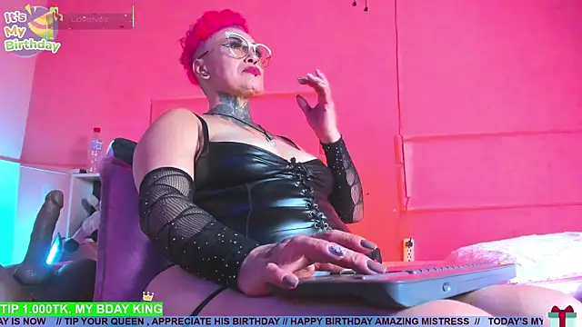 MATURE HARDCORE online show from 5, 4, 2026