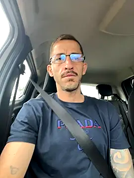 Lucasjandre online show from 2, 12, 2025