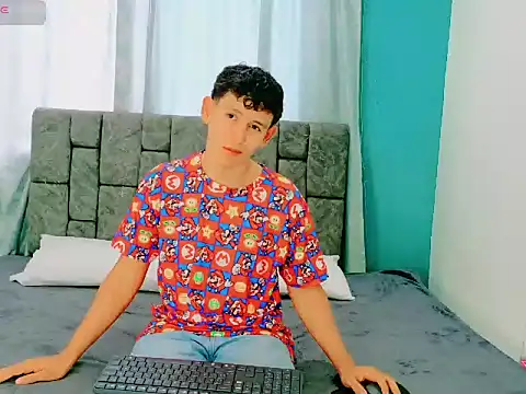 FelipeGonzalezz online show from 21, 12, 2025