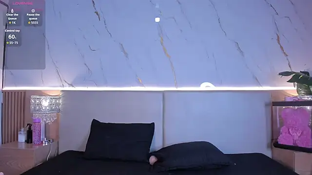 april grey11 online show from 31, 3, 2026