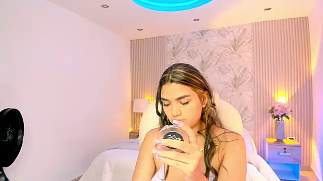 Kim stonee online show from 5, 1, 2026