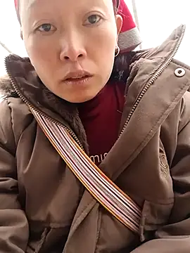 girl-hot2x online show from 8, 1, 2026