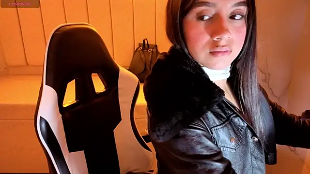 Snapshot of Juliana_Tx chatting on 25, 11, 2025 Juliana Tx online show from 25, 11, 2025