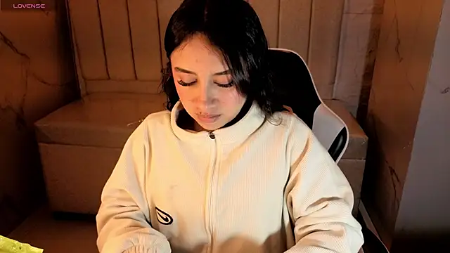 Snapshot of Juliana_Tx chatting on 13, 1, 2026 Juliana Tx online show from 13, 1, 2026