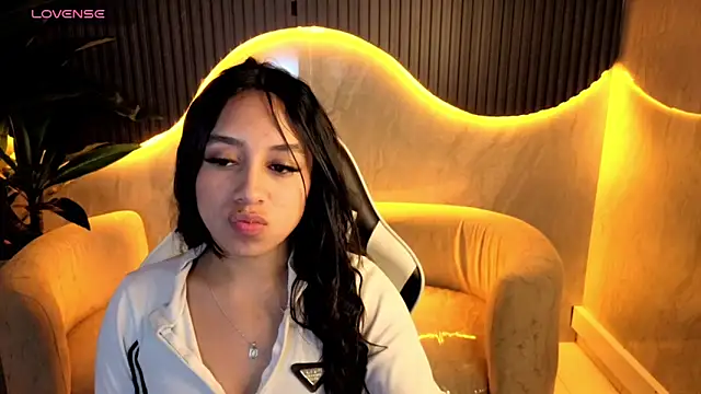 Snapshot of Juliana_Tx chatting on 25, 2, 2026 Juliana Tx online show from 25, 2, 2026