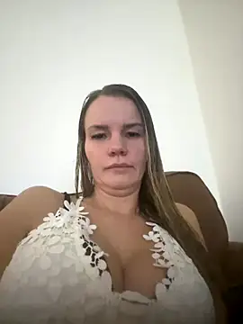 Cutebrowneyes  online show from 15, 12, 2025