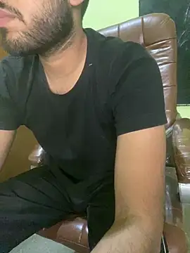 hotyyyyjonny online show from 11, 4, 2026