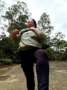 SaloGray8 online show from 9, 2, 2026