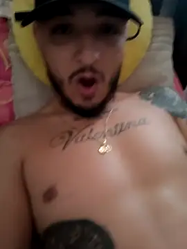 Snapshot of mohamedkarimm chatting on 1, 12, 2025 mohamedkarimm online show from 1, 12, 2025