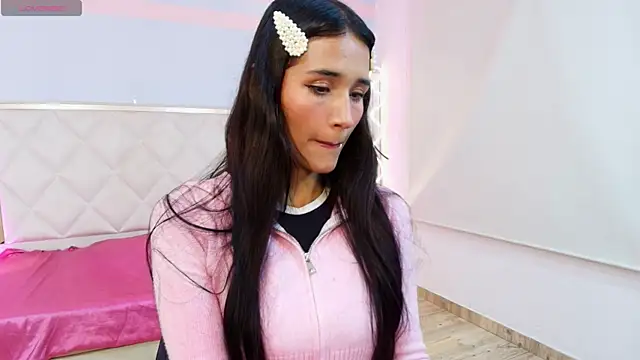 Snapshot of Ariannaa_tay chatting on 15, 11, 2025 Ariannaa tay online show from 15, 11, 2025