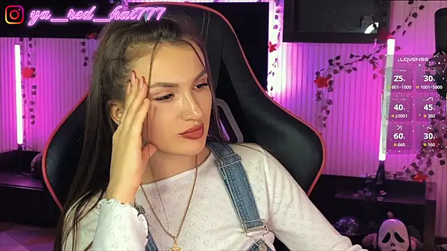 -RED HAT- online show from 12, 4, 2026