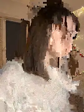 yoyogirlx online show from 1, 4, 2026