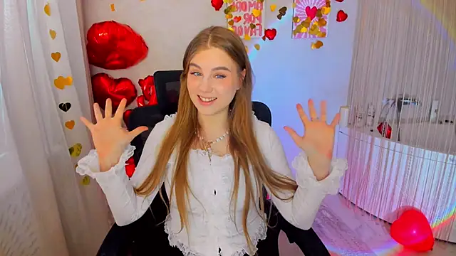 Snapshot of GoldenMirage chatting on 4, 2, 2026 GoldenMirage online show from 4, 2, 2026