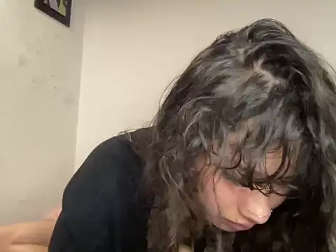 Snapshot of Dreana chatting on 24, 2, 2026 Dreana online show from 24, 2, 2026