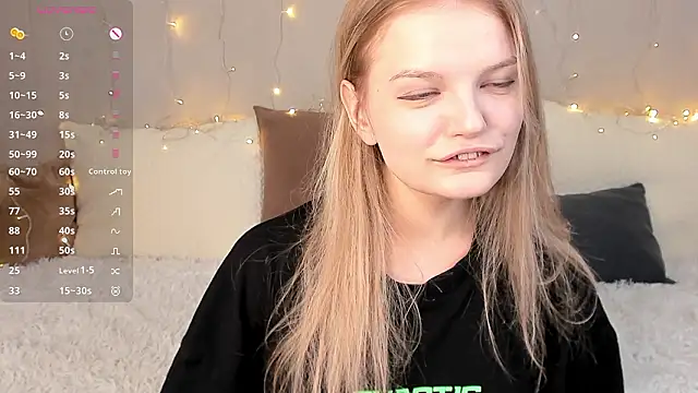 Snapshot of MicheleHonas chatting on 1, 2, 2026 MicheleHonas online show from 1, 2, 2026