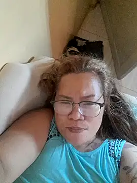 Snapshot of loriepinay46 chatting on 19, 6, 2026 loriepinay46 online show from 19, 6, 2026