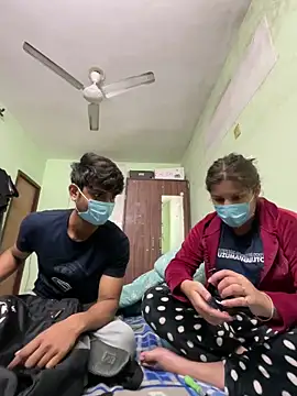 Cute hotzara online show from 23, 12, 2025