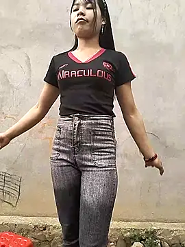 Snapshot of gugu0022 chatting on 26, 3, 2026 gugu0022 online show from 26, 3, 2026