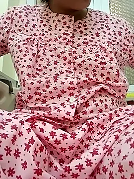 Snapshot of Micky_baby chatting on 13, 6, 2026 Micky baby online show from 13, 6, 2026