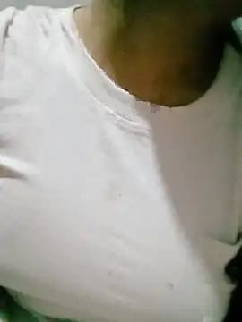 Snapshot of Micky_baby chatting on 15, 7, 2026 Micky baby online show from 15, 7, 2026