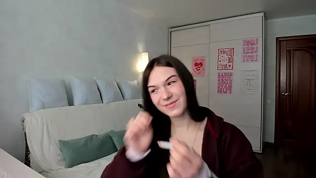 luna lust 212 online show from 12, 4, 2026