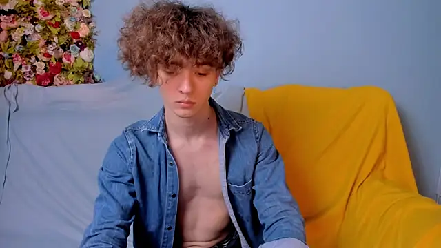 Snapshot of James_Colleman chatting on 14, 11, 2025 James Colleman online show from 14, 11, 2025