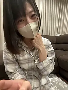 mayumichan13 online show from 15, 4, 2026