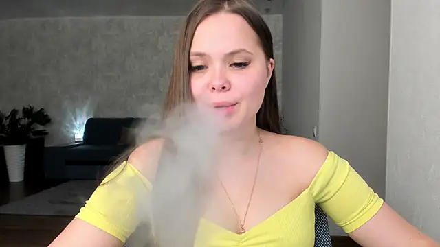Snapshot of Kira_love_81 chatting on 29, 4, 2026 Kira love 81 online show from 29, 4, 2026