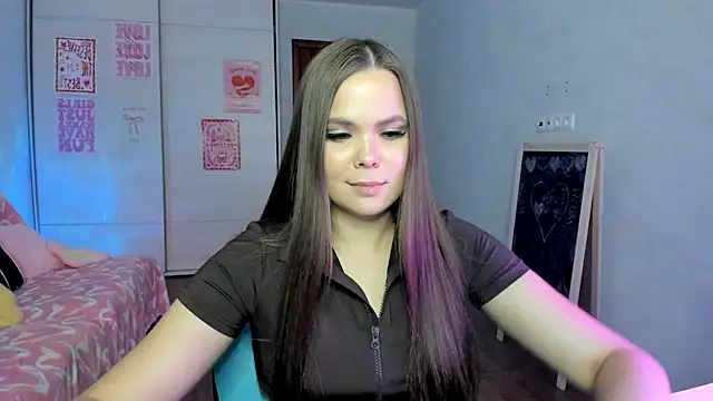 Snapshot of Kira_love_81 chatting on 21, 5, 2026 Kira love 81 online show from 21, 5, 2026