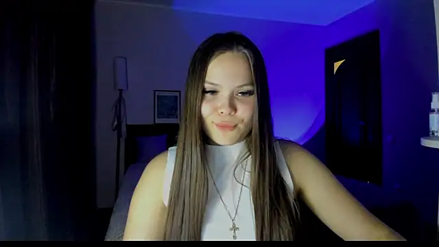 Snapshot of Kira_love_81 chatting on 26, 5, 2026 Kira love 81 online show from 26, 5, 2026