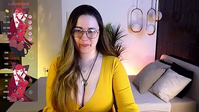 EmmaBloomm online show from 22, 11, 2025