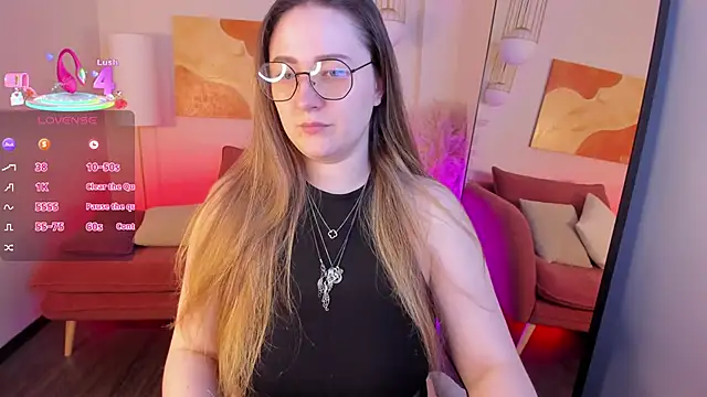 EmmaBloomm online show from 30, 11, 2025