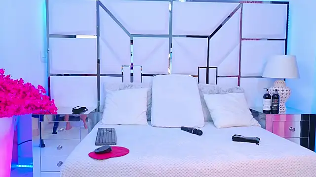 VeronicaSttar online show from 16, 12, 2025