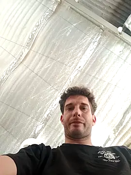 Snapshot of _____-AAAZZZ999000____A chatting on 19, 11, 2025 -AAAZZZ999000 A online show from 19, 11, 2025