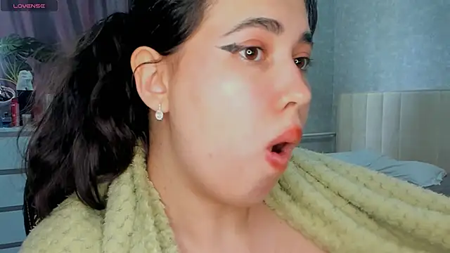 Snapshot of Diara_1an chatting on 28, 4, 2026 Diara 1an online show from 28, 4, 2026