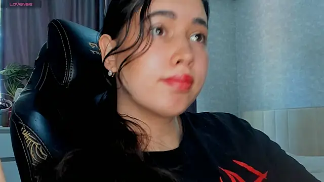 Snapshot of Diara_1an chatting on 29, 4, 2026 Diara 1an online show from 29, 4, 2026