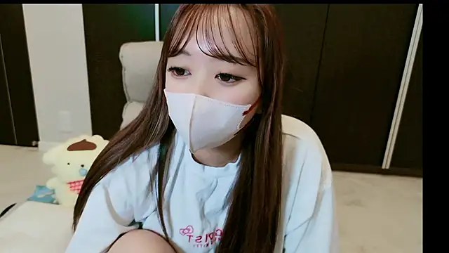 Snapshot of NONO_101 chatting on 13, 11, 2025 NONO 101 online show from 13, 11, 2025