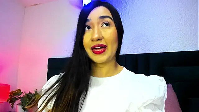 Snapshot of VictoriaRouge_ chatting on 26, 7, 2026 VictoriaRouge online show from 26, 7, 2026
