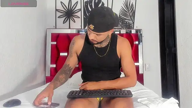 Jacob 77  online show from 16, 12, 2025