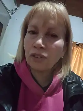 Snapshot of SexyMilf1211 chatting on 17, 5, 2026 SexyMilf1211 online show from 17, 5, 2026