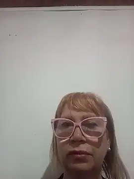 Snapshot of SexyMilf1211 chatting on 20, 5, 2026 SexyMilf1211 online show from 20, 5, 2026