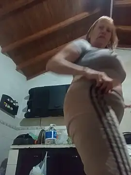 Snapshot of SexyMilf1211 chatting on 25, 5, 2026 SexyMilf1211 online show from 25, 5, 2026