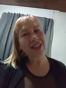 Snapshot of SexyMilf1211 chatting on 10, 7, 2026 SexyMilf1211 online show from 10, 7, 2026