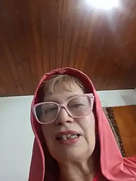 Snapshot of SexyMilf1211 chatting on 28, 7, 2026 SexyMilf1211 online show from 28, 7, 2026