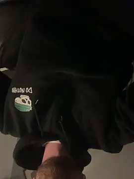 Snapshot of heyitsmarcin chatting on 13, 11, 2025 heyitsmarcin online show from 13, 11, 2025