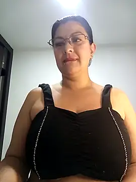CelesteAlvarez1989 online show from 15, 4, 2026