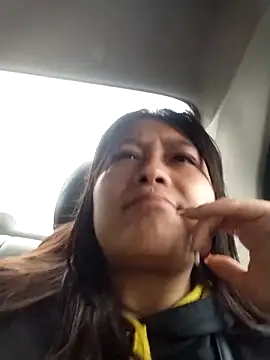 Kitty 25x online show from 19, 11, 2025