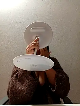 sara-xx online show from 10, 2, 2026