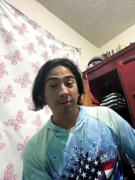 Snapshot of algila08 chatting on 15, 11, 2025 algila08 online show from 15, 11, 2025